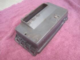 25098950 Chevrolet 94 95 96 97 S10 Sonoma 2.2l Radiator Side Of Air Cleaner Filter Housing Breather