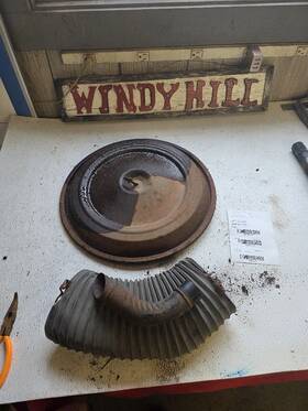 319.gm1n76 Chevrolet 1976 Chevelle Malibu 305 Air Cleaner Parts