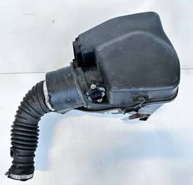 Chevrolet 42575478 2016-2018 Chevy Cruze Air Intake Cleaner Filter Box Oem With Warranty