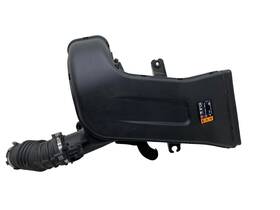 42726633 Chevrolet 2024 Chevy Trax 1.2l Engine Air Cleaner Filter Box Housing With Inlet And Outlet Duct