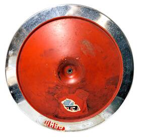 6421832 Chevrolet 1966-1972 Chevy Corvette Air Cleaner Housing Lid 14 1/2 In Diameter Oem