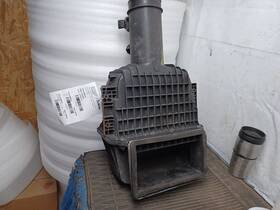 319.gm8819 Chevrolet Truck Silverado 4500 Hd Wt Md 2019 Air Cleaner 2952872