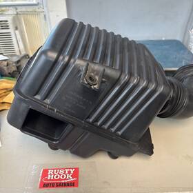 04591660ab Chrysler Air Intake Cleaner Box 2.4l 2006 Dodge Stratus 04591660ab Chrysler Air Intake Cleaner Box 2.4l 2006 Dodge Stratus