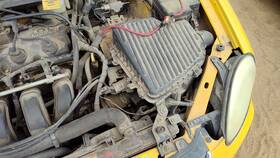 04891317ab Chrysler 02-05 Dodge Neon Complete Air Intake Cleaner Filter Box Housing With Tube 2.0l
