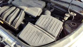 05083876aa Chrysler 02-05 Pt Cruiser Complete Air Intake Cleaner Filter Box Housing With Tube 2.4l