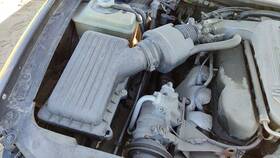 4573028 Chrysler 93-95 Dodge Intrepid Complete Air Intake Filter Box Housing With Tube Oem 3.3l
