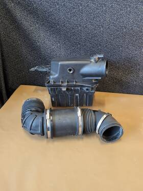 53032652aa Chrysler 2003-2007 Dodge Ram 2500 3500 5.9l Cummins Air Cleaner Assembly 53032652aa Chrysler 2003-2007 Dodge Ram 2500 3500 5.9l Cummins Air Cleaner Assembly