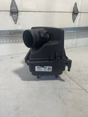 68156155ad Chrysler Fits 2015 2016 2017 200 Sedan 2.4l Air Cleaner Box Assy 68156155ad Chrysler Fits 2015 2016 2017 200 Sedan 2.4l Air Cleaner Box Assy