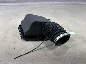 68188641ab Chrysler 2017-2025 Pacifica Air Cleaner Intake Inlet Duct Hose Cover Oem