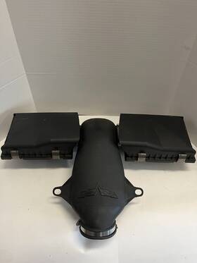 2531524 Corvette 2005-2007 C6 Air Cleaner Assembly Delphi Part #