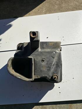 04861356aca Dodge 2001-2007 Grand Caravan Air Cleaner Filter Box Assembly Lower