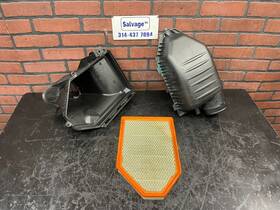 05038439ac Dodge 2011-2023 Charger/challenger V8 6.4l Srt 392 Air Intake Filter Cleaner Box