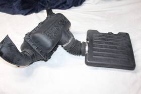 382859 Dodge 00-04 Durango Dakota Air Cleaner Intake Filter Box Assembly With Tube 10 Pce