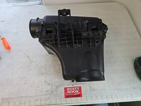 384101 Dodge 2006-2010 Chrysler 300 5.7l Air Box Cleaner Filter Assembly