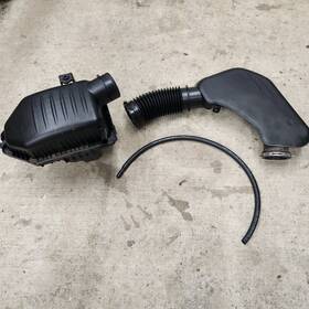 4861926ae Dodge 2011-18 Charger Challenger 3.6l Oem Air Cleaner Intake Box Assembly 300
