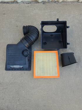 53031553 Dodge Factory Air Intake Box Filter Housing 94-02 24 Valve Ram Cummins Diesel