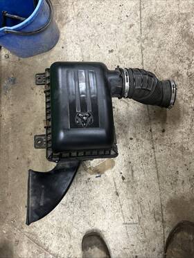53032169 Dodge 2003-2008 Ram Hemi 5.7l Air Box Cleaner Intake Filter Tube Snorkel Oem