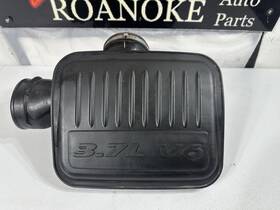 53032424ae Dodge 2006 Mitsubishi Raider 3.7l V6 Air Tube Resonator Intake Oem