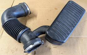 53032797ab Dodge 2004-2007 Durango 4.7l Air Cleaner Intake Hose Duct Tube Oem
