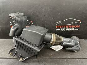 68045121ab Dodge 14-19 Journey 3.6 Air Intake Cleaner Filter Box With Tubes And Meter