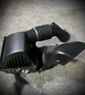 68458199aa Dodge 2020-2024 Oem Ram 2500 3500 Air Cleaner Box Engine 6.4l 68458199aa Dodge 2020-2024 Oem Ram 2500 3500 Air Cleaner Box Engine 6.4l