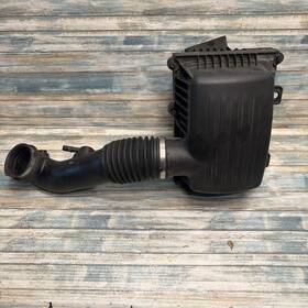 P68264882ab Dodge Trucks 2019-2024 Ram 1500 5.7l Engine Air Intake Cleaner Box Assembly Oem P68264882ab Dodge Trucks 2019-2024 Ram 1500 5.7l Engine Air Intake Cleaner Box Assembly Oem