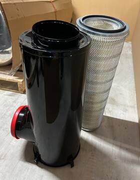 D37-6034 Donaldson Air Cleaner 11 Inch Assembly Damaged With Filter