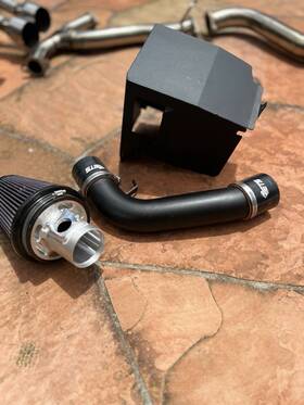 200-60-int-001 Extreme Turbo Systems Pre Owned- Ets Subaru Wrx Ft22 Intake With Air Box/ Used For 1 Week