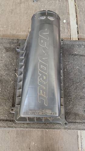 25099904 Factory/oem 1996-2004 Chevy S10 Sonoma Air Box Lid Cover Top Intake Jimmy 2003 2002 2001 L42