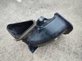 Am-3640394555 Factory/oem 11-19 Chrysler 300 Dodge Challenger Charger Lower Engine Air Intake Duct Lt6
