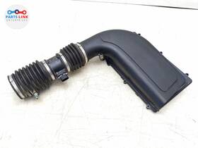 255240 Ferrari 2008-14 California Right Air Intake Cleaner Filter Box Cover Sensor F149