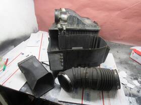 1c3u-9c662-ab Ford 99-03 F250 F350 7.3 7.3l Diesel Air Intake Cleaner Filter Box Battery Tray
