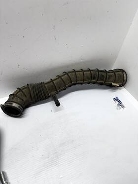 2l5u-9r504-ab Ford 98-01 Ranger 2.5l Sohc Air Filter Housing Box Intake Tube Only Oem