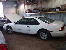 319-00277 Ford Cleaner 6-232 3.8l Top Cover Fits 94-95 Cougar 2108070