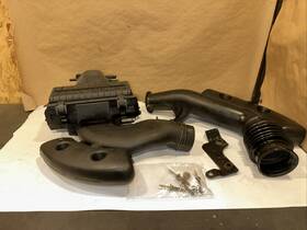 Ford 6l3z-9661-aa 2007 F250 Oem Air Cleaner Assembly Complete 79k