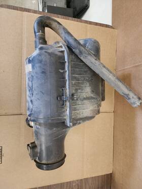 7c34-96000-dk Ford 08-10 F250 F350 6.4 6.4l Diesel Air Intake Filter Box Cleaner Housing