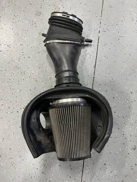 Ar3v-9c662-ak Ford 2010-2014 Shelby Gt500 Oem Svt Cold Air Intake Broken Tab