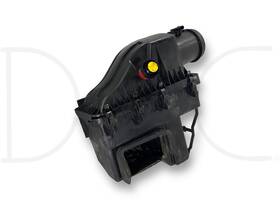 Bc34-9a600-ac Ford 11-16 F250 6.7 6.7l Diesel Air Intake Filter Box Cleaner Housing Blem