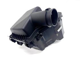 Br33-9600-ad Ford Br339600ad 2011 2014 Mustang 3.7 V6 Air Cleaner Filter Box Oem