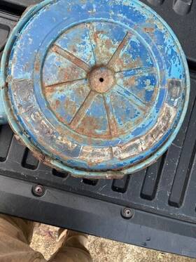 D1zf-9c611-ar Ford 1971-1973 302/351w Engine Air Cleaner Base - Oem