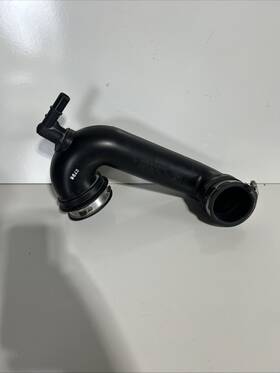 Dg93-9r504-ab Ford Dg93-9r504-ae 2013-2020 Fusion 2.0l Air Intake Inlet Duct Tube Oem