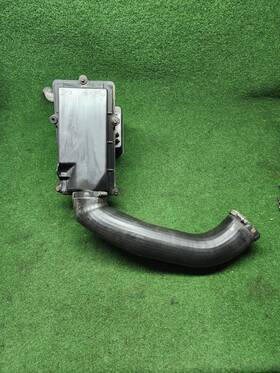 E59e-9643 Ford 1986 1987 1988 Ranger V6 2.9l Air Cleaner Box And Tube Oem