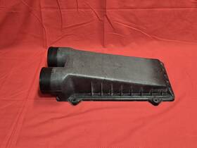 E9ae-9c485 Ford 87 96 Truck Air Filter Box Lid Top L4.9 5.0 5.8 7.5 F150 F250 F350 Bronco E9ae-9c485 Ford 87 96 Truck Air Filter Box Lid Top L4.9 5.0 5.8 7.5 F150 F250 F350 Bronco
