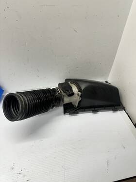 F5ae-9643-ae Ford 92-02 Lincoln Town Car Crown Victoria Oem Upper Air Intake Cleaner Box T3