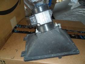 F6df-12b579-ea Ford 1996 Taurus 3.0l Mass Air Meter &air Cleaner Intake Filter Housing Lid