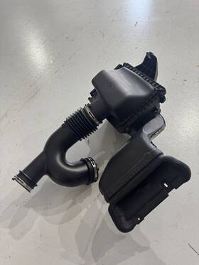 Fl3z9600a Ford 2017 F150 2.7l Air Intake Box