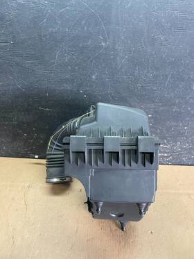 Ford Gk41-9r504 2016 To 2019 Transit 150 250 Air Intake Cleaner Filter Box Duct Z8218 Dg