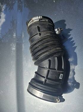 Gv6z-9b659-b Ford 2017-2019 Escape 1.5l Air Intake Hose Tube Oem
