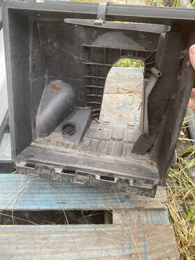 Lc34-9g786-a Ford 2020-2023 F250 6.7l Air Cleaner Box-bottom Lower Housing Body