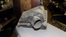 319-00012 Ford Truck Air Cleaner 6-183 3.0l Fits 86-87 Aerostar 1562 319-00012 Ford Truck Air Cleaner 6-183 3.0l Fits 86-87 Aerostar 1562